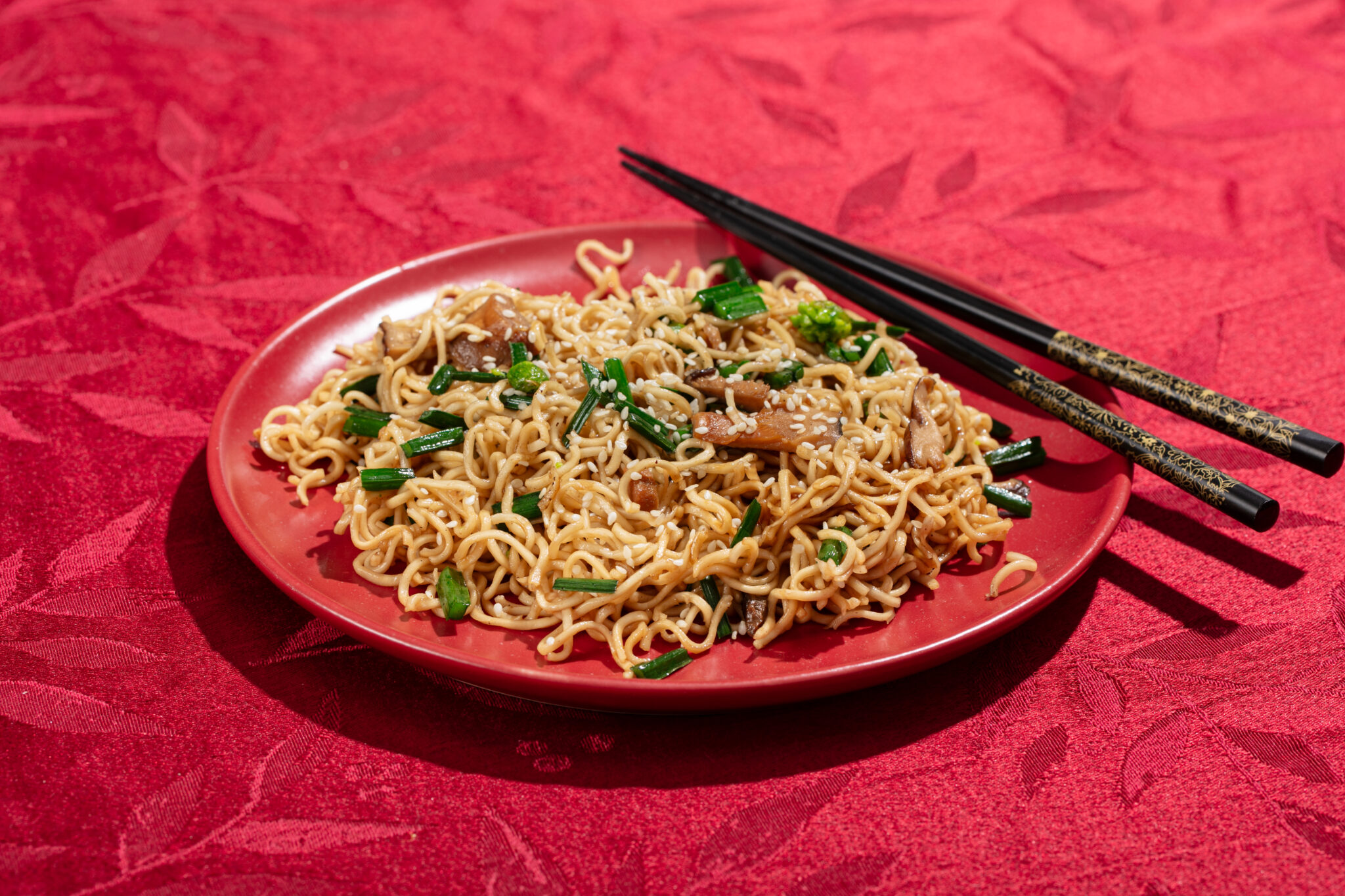 longevity-noodles-universal-yums